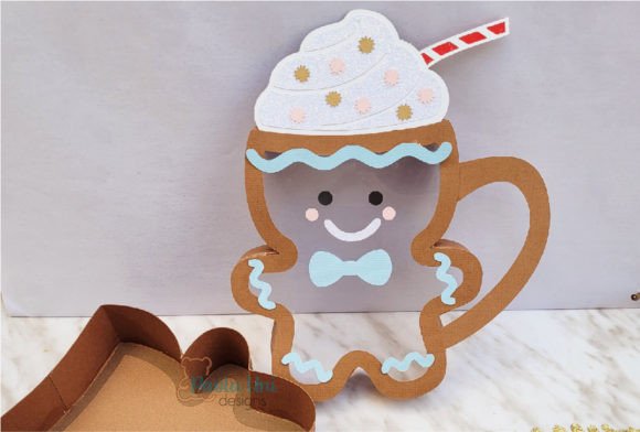 Christmas Cupcake Box: English & Spanish Review